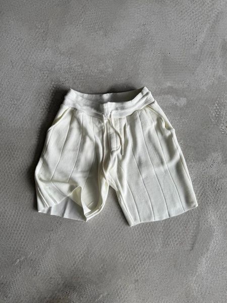 В&rsquo;язані шорти oversize молочні Sosh6 фото