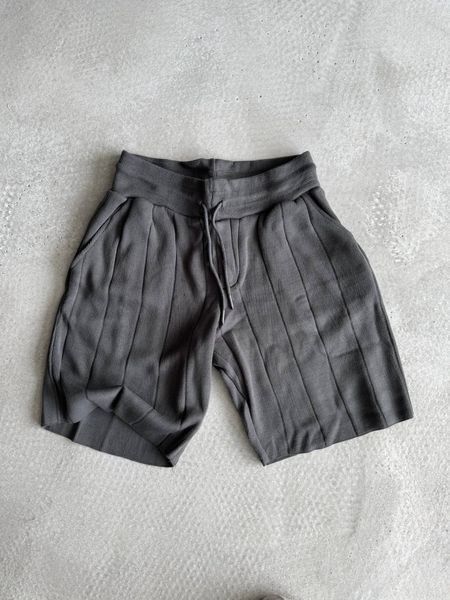 В&rsquo;язані шорти oversize сірі Sosh9 фото